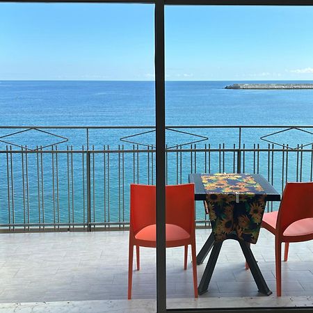 Apartmán La Mansarda Giardini Naxos Exteriér fotografie